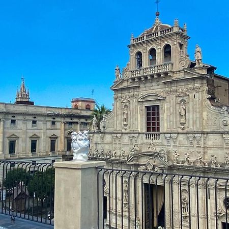 Palazzo Frami Hotel Acireale Bagian luar foto